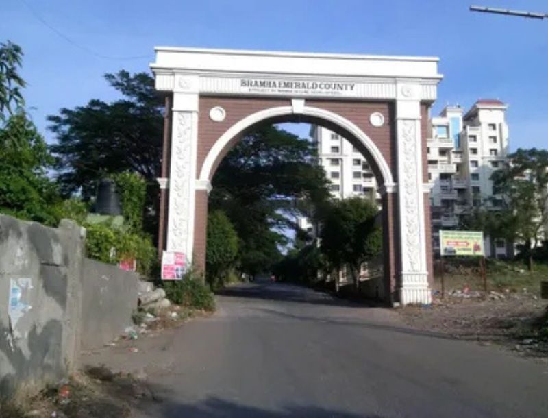 BRAMHA EMERALD COUNTY 8