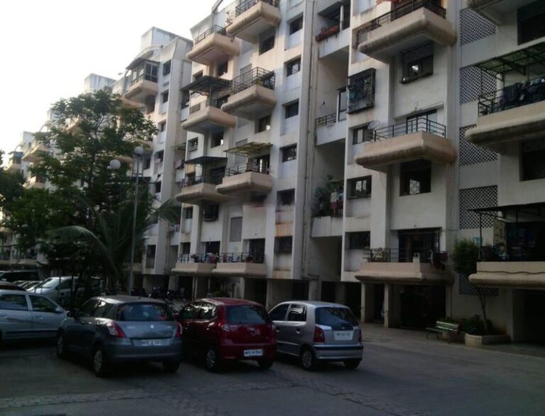 Bramha Avenue 3